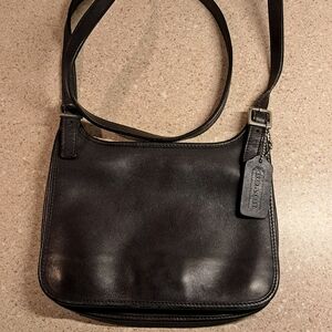 Coach Vintage Leathet Hippie Crossbody Bag 9132